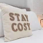Apartment Self Catering -kings Suite-private Parking-overlooking H-c-c Harrogate