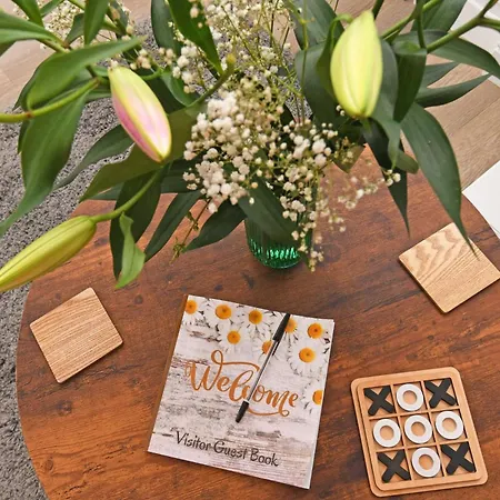 Self Catering -king's Suite-private Parking-overlooking H-c-c Apartmán Harrogate