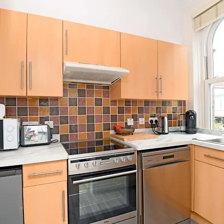 Apartament Self Catering -kings Suite-private Parking-overlooking H-c-c Harrogate