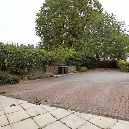 Apartament Self Catering -kings Suite-private Parking-overlooking H-c-c *